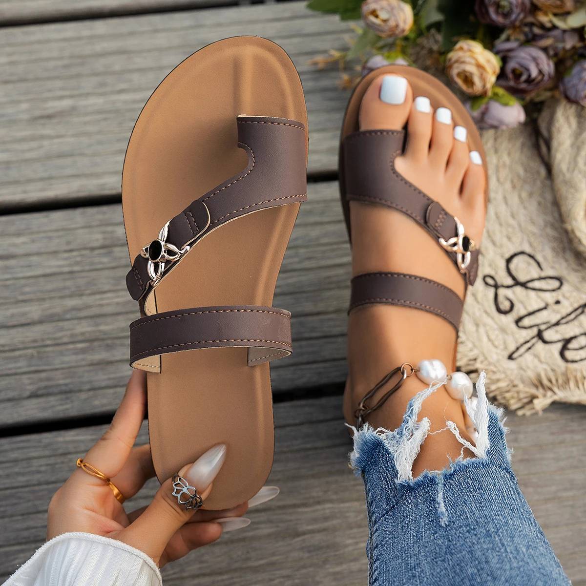 Women's Fashionable Slip-On Sandals - Versatile Polyurethane Beach Slides, Comfortable Soft Bottom, Wear-Resistant Outdoor Flip-Flops for All Ages - Image 6