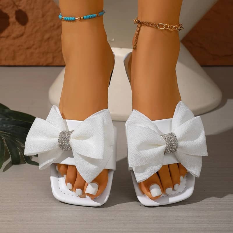 2025 Summer Women's Fashionable Bow Design Casual Slippers - Comfortable, Non-Slip, Wear-Resistant Flat Sandals for Outdoor Use - Image 1