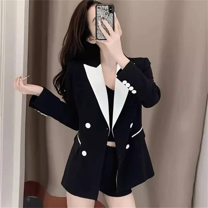 Women's Contrast Color Blazer Jacket - Stylish Autumn Trench Coat Design for Fashionable Ladies - Image 4
