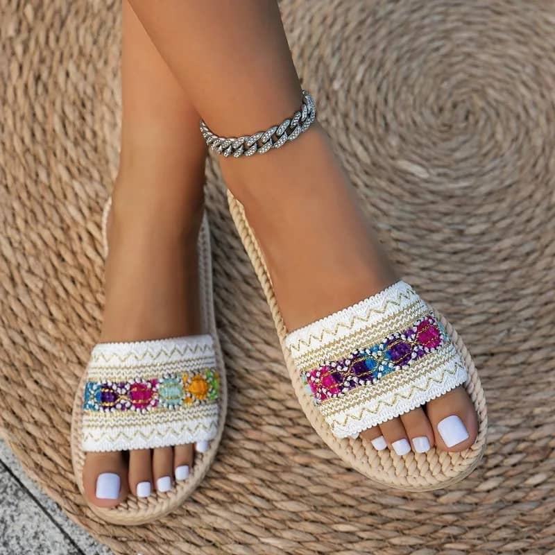 Bohemian Ethnic Style Women's Flat Sandals - Designer Tassel Beach Slippers Slides for Outdoor Casual Wear - Image 3
