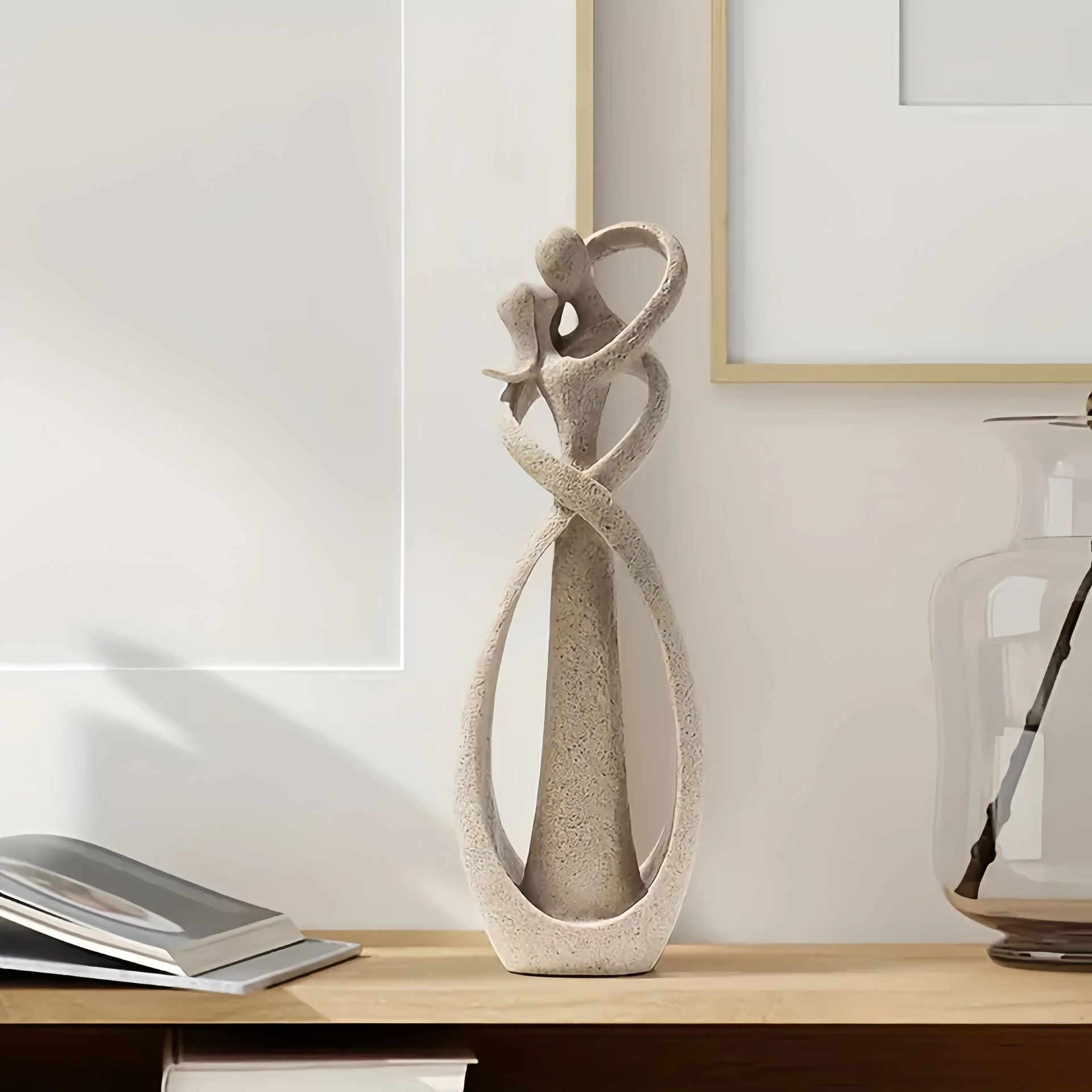 Abstract Kissing Couple Sculpture Statue, Modern Resin Art Decor for Home Office Desktop Shelf Bookshelf, Unique Romantic Gift