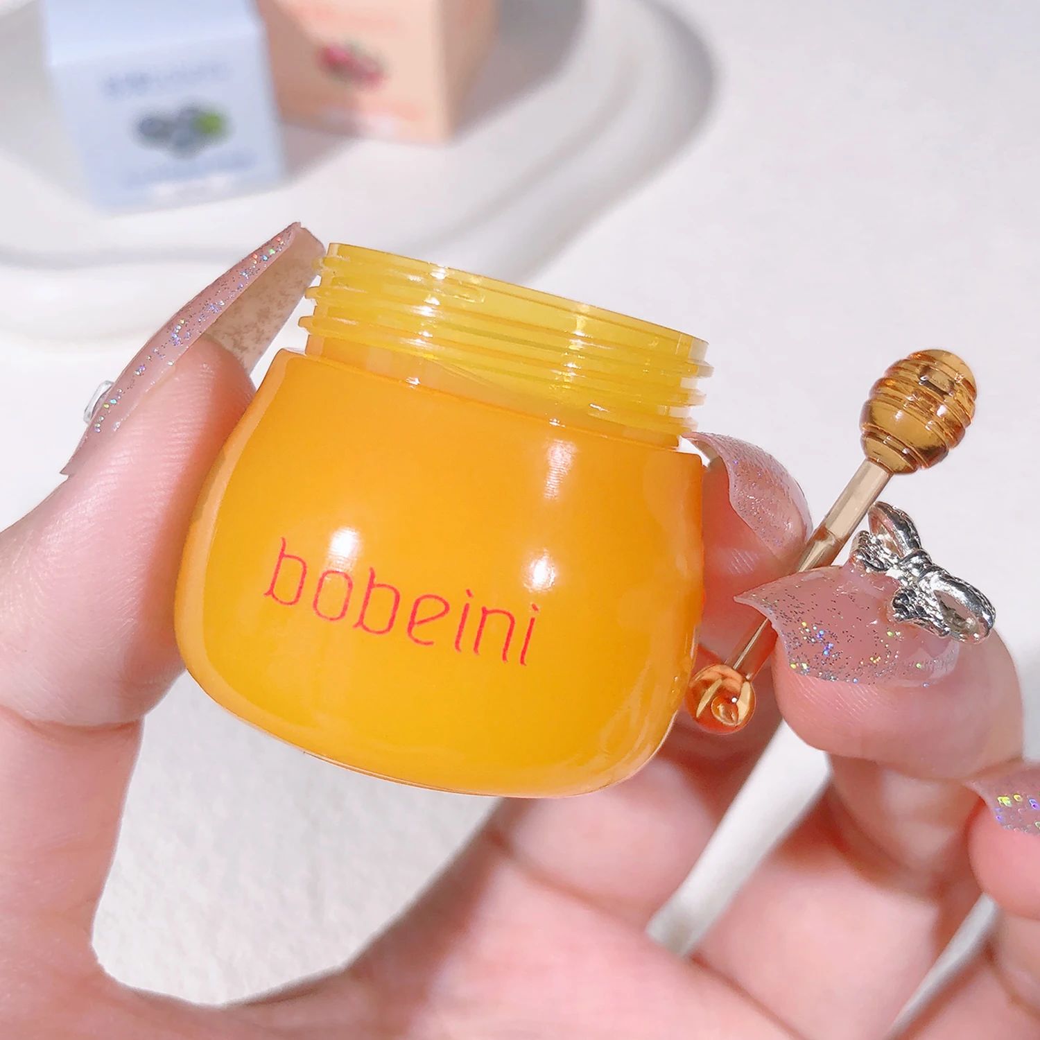 Bobeini Small Honeypot Lip Mask for Intense Hydration - Moisturizing Balm Prevents Dryness, Cracking, Peeling & Fading Lip Wrinkles thumbnail 3
