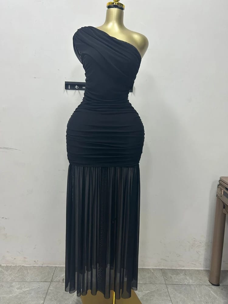 Elegant Women's Maxi Dress: Sexy Off-Shoulder One-Sleeve Mesh Slit Design for Parties, Holidays, and Club Nights thumbnail 4