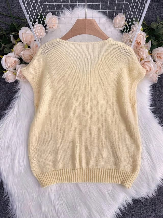 Women's V-Neck Short-Sleeve Sweater - Casual Solid Color Versatile Top for Spring/Summer Daily Commuting & Dates showcase 3