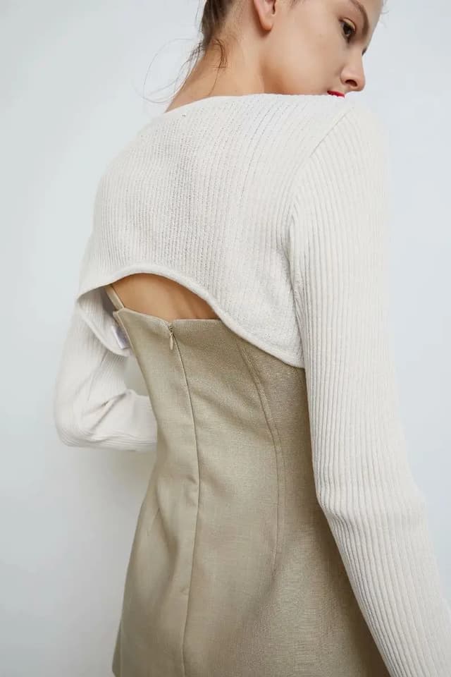 Women's Long Sleeve Crop Top - Y2k Aesthetic Knitted T-Shirt, O-Neck, Black/White, Spring/Autumn Fashion for a Chic Harajuku Look showcase 6