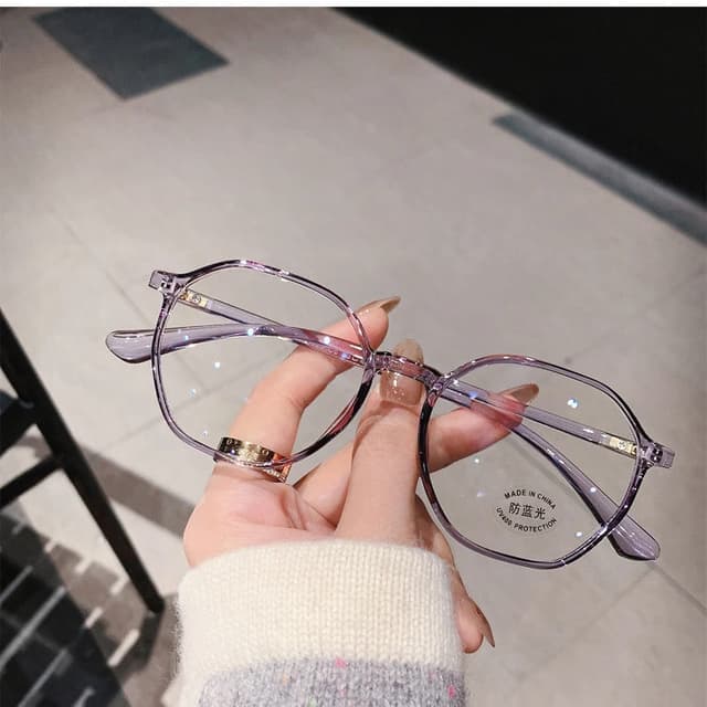 Ultra-Light HD Anti-Blue Light Reading Glasses for Women & Men, Transparent Frame, Clear Vision for Presbyopia, Multiple Strengths Available showcase 3