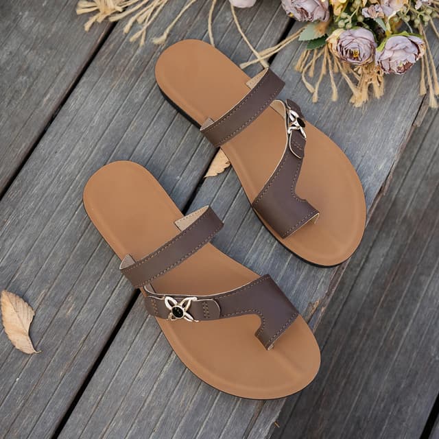 Women's Fashionable Slip-On Sandals - Versatile Polyurethane Beach Slides, Comfortable Soft Bottom, Wear-Resistant Outdoor Flip-Flops for All Ages showcase 15