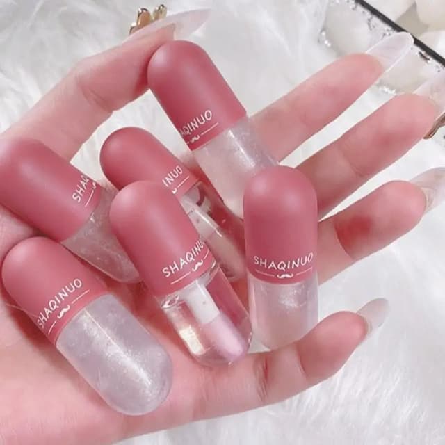 Long-Lasting Moisturizing Lip Gloss Set - Mini Liquid Lipstick with Hydrating Formula, Non-Fading, Comfortable Wear for Women showcase 5