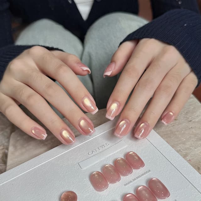 10ML Moonlight Ballet Magnet Cat Eye Nail Polish Gel - Nude Pink Style with Gold Glass Beads for Stunning Cat Eye Effect showcase 4
