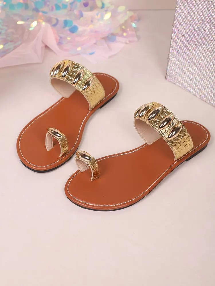 Bohemian Gold Embellished Flat Sandals Women's Casual Toe Ring Croc Strap Flip Flops for Summer Beach Wear showcase 3