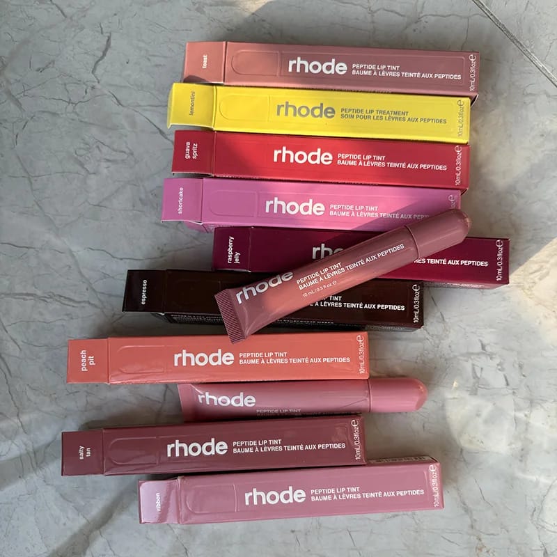 iPhone 17 Lip Glosses: Plumping Moisturizing Lip Glaze Essence Gel Oil for Girls, Long-Lasting Nourishing Lipstick Care showcase 1