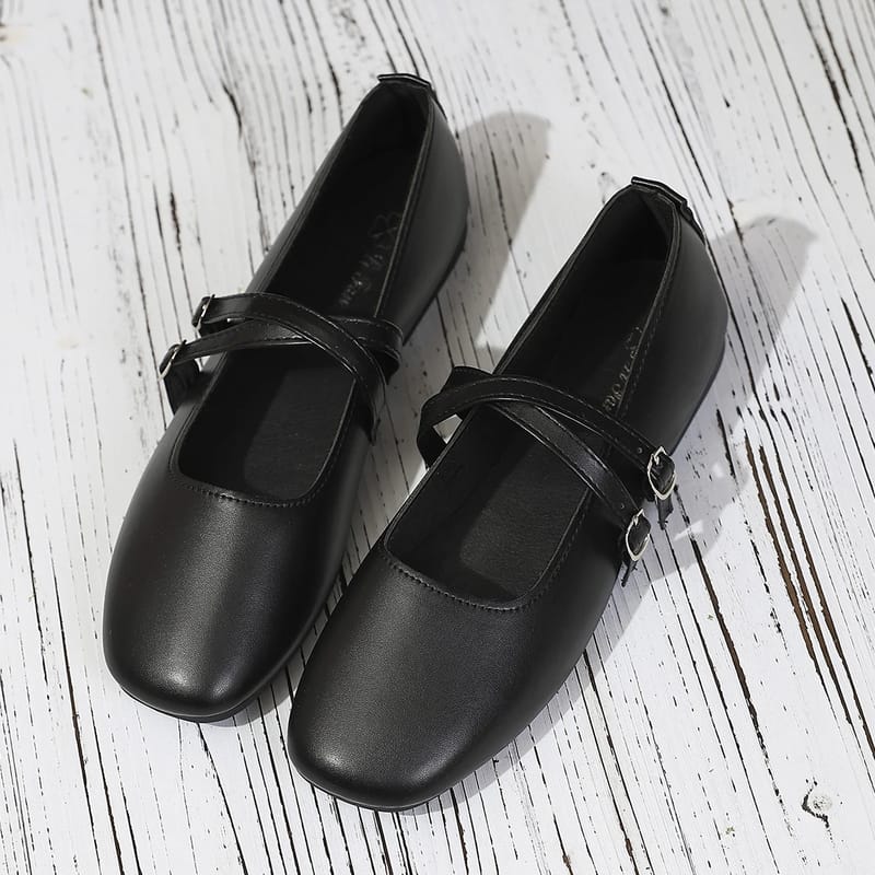 Women's Classic Retro Mary Jane Flat Shoes - Fashionable Square Toe Casual Work Shoes with Straight Buckle, Shallow Mouth Design for Everyday Comfort showcase 4