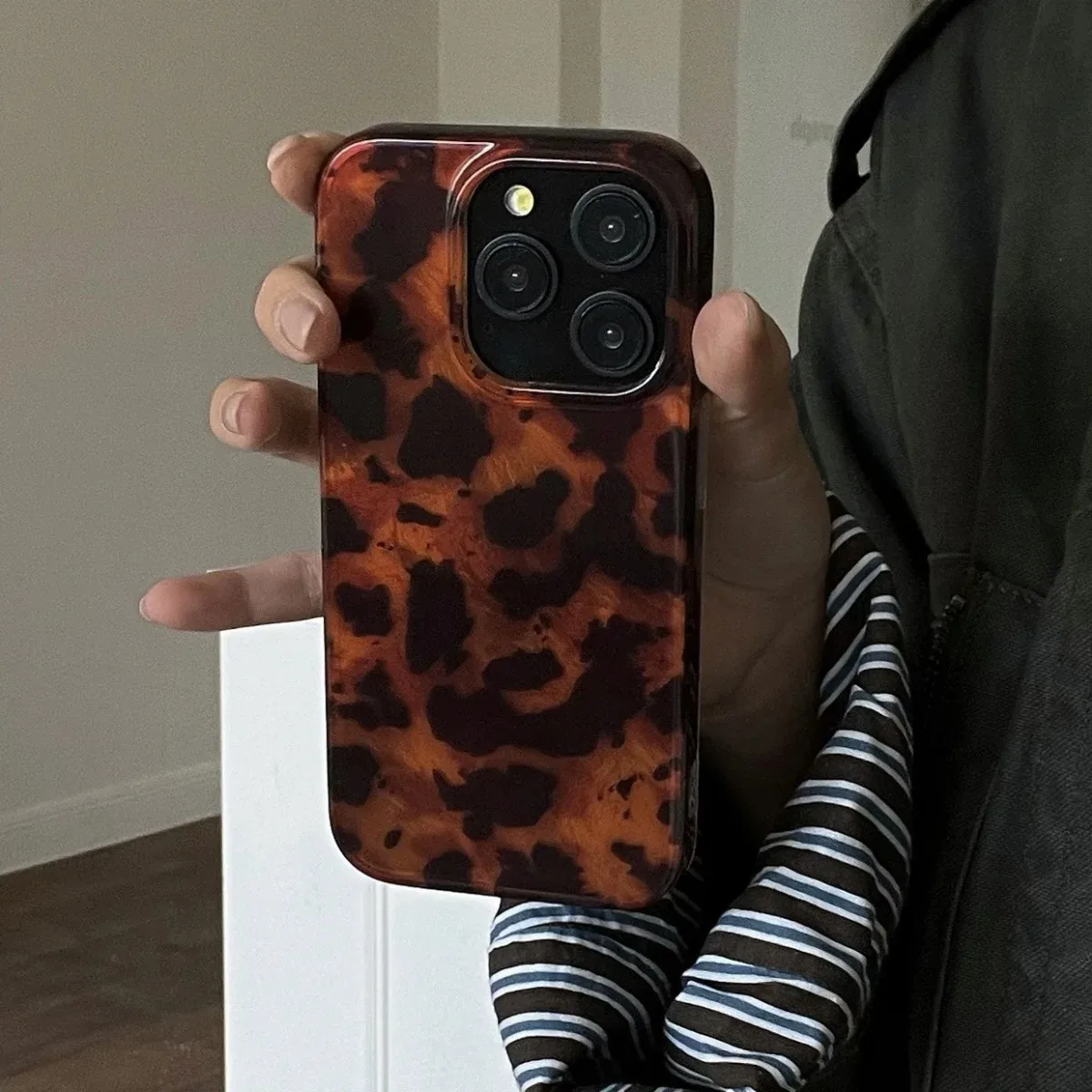 Retro Amber Texture Laser Phone Case for iPhone 17 16 15 14 13 12 11 Pro Max XS XR 7 8 Plus, Stylish Leopard Print Soft Protective Cover thumbnail 5