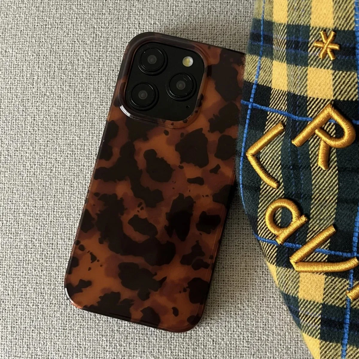 Retro Amber Texture Laser Phone Case for iPhone 17 16 15 14 13 12 11 Pro Max XS XR 7 8 Plus, Stylish Leopard Print Soft Protective Cover showcase 6