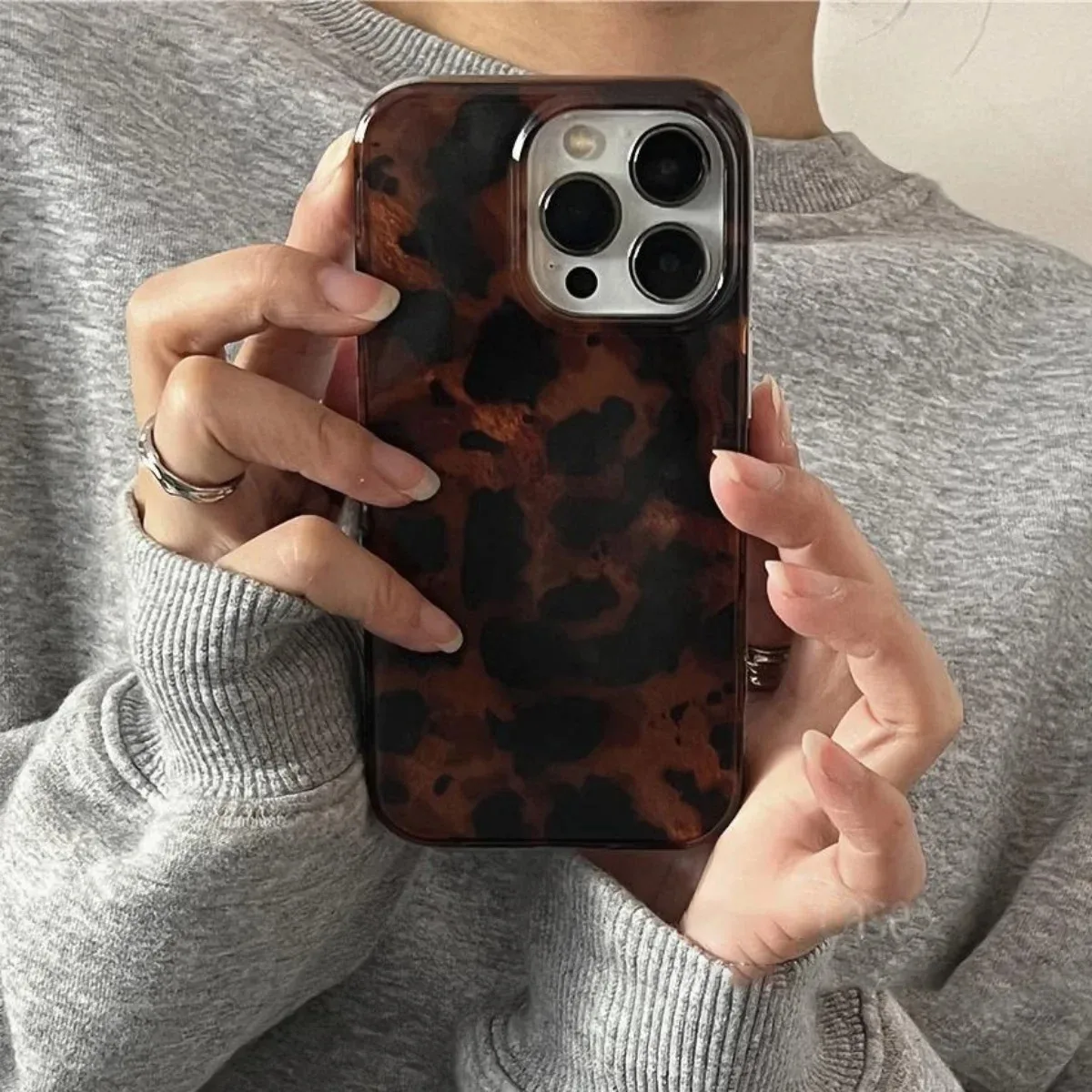 Retro Amber Texture Laser Phone Case for iPhone 17 16 15 14 13 12 11 Pro Max XS XR 7 8 Plus, Stylish Leopard Print Soft Protective Cover showcase 3