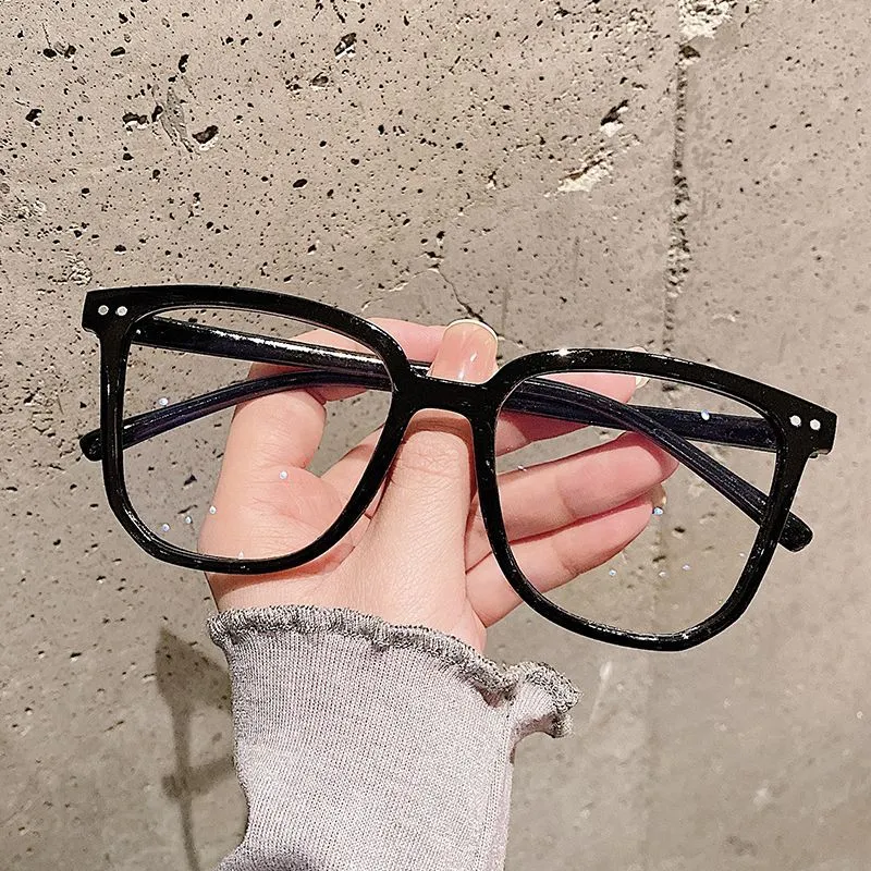 Korean Style Blue Light Blocking Glasses Anti Radiation Computer Glasses Fashion Eyeglass Frame for Men and Women showcase 7