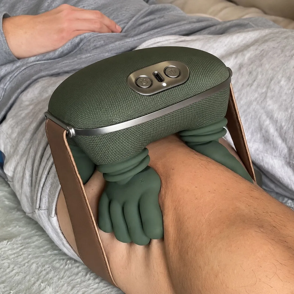 N7 Master Hand Shoulder & Neck Massager – Eight-Claw Mini Hand Massager for Neck, Shoulders, Legs & Waist - Image 1