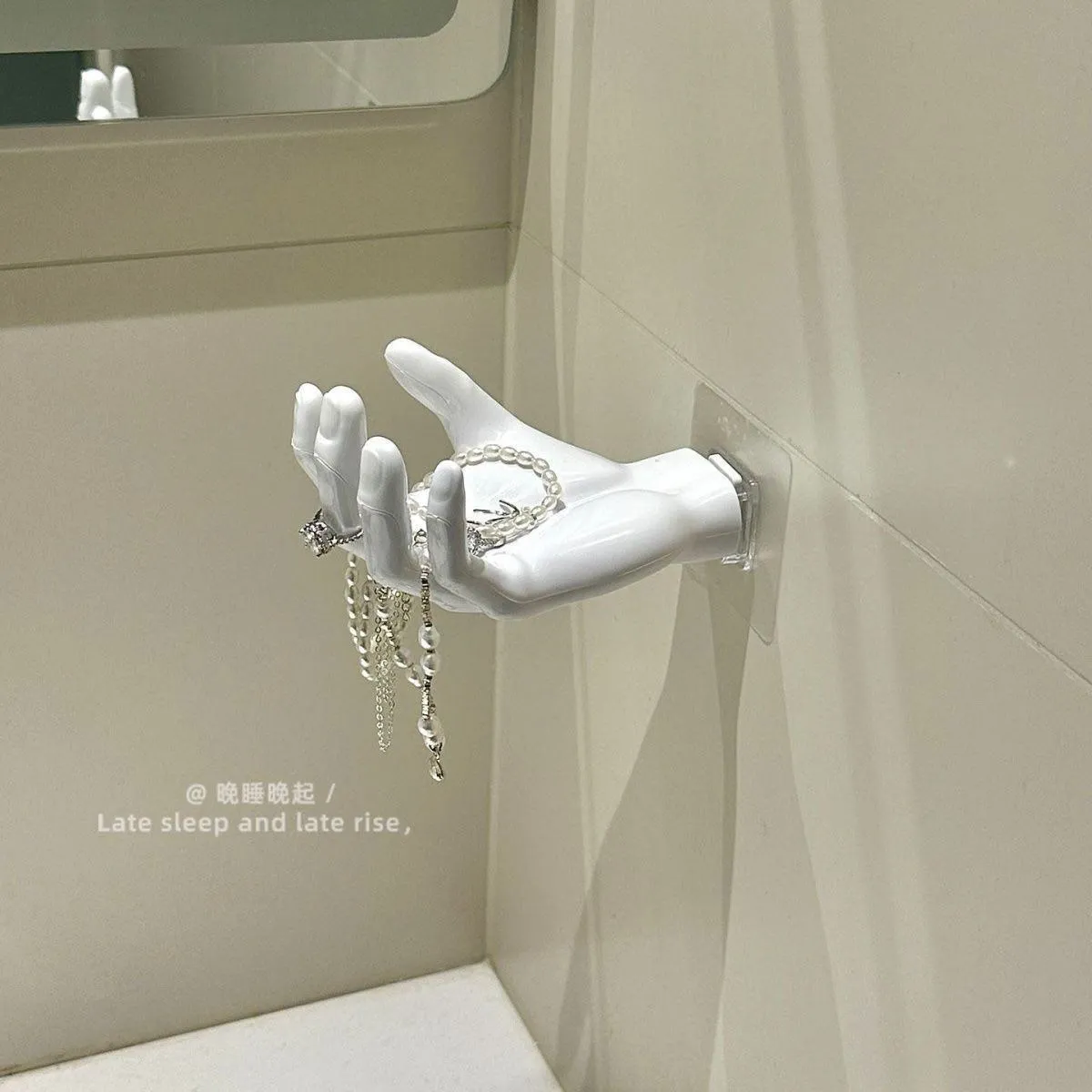 Creative Hand-Shaped Soap Dish – Wall-Mounted No-Drill Soap Holder & Storage Rack thumbnail 4