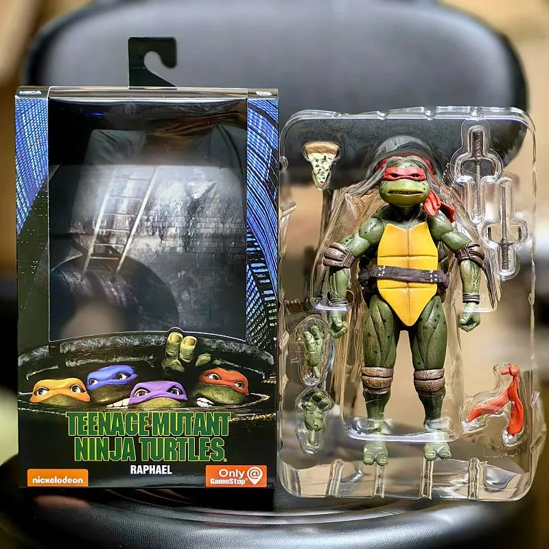 NECA Teenage Mutant Ninja Turtles 1990 Movie Edition - 7" Scale Action Figure - TMNT Limited Edition Collectible - Highly Detailed & Fully Poseable Model thumbnail 6