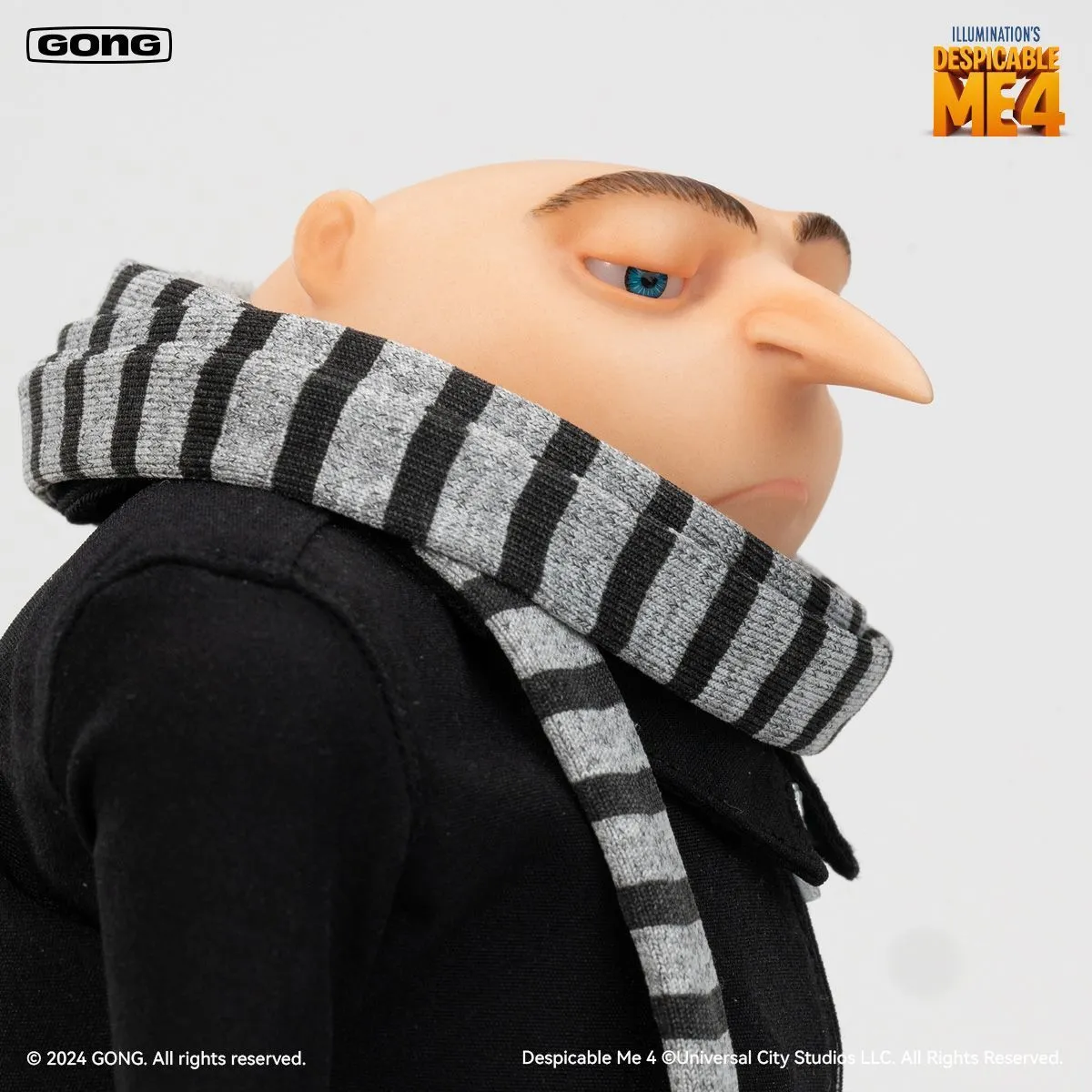 GONG 1/8 Scale Gru Action Figure - Despicable Me Movie Masterpiece - Collector's Edition with Real Fabric Outfit & Articulated Body - Authentic Licensed Model thumbnail 9