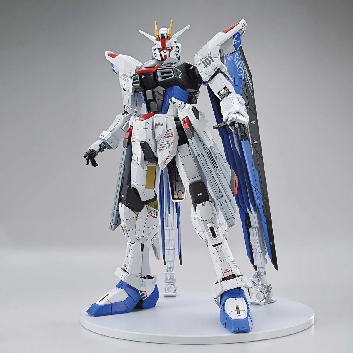 ​HG 1/144 Rising Freedom Gundam - SEED Freedom Movie Edition - High Grade Plastic Model Kit - Non-Blind Box Authentic Mecha Action Figure thumbnail 1