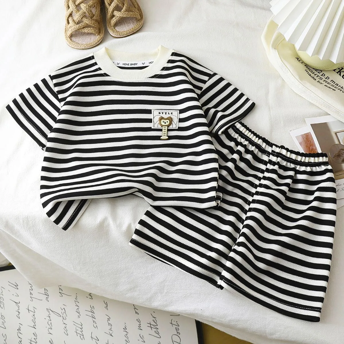 ​[2026 New Arrival] Kids Summer Striped Fashion Set - Trendy Korean Style Short Sleeve & Shorts 2-Piece - Ultra-Soft Casual Outfit for Stylish Boys & Girls thumbnail 7