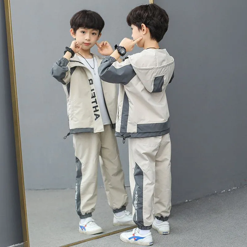 ​[2026 New Arrival] Boys 2-Piece Spring Tracksuit - Trendy & Handsome Sports Set for Big Kids - High-Quality Breathable Jacket & Joggers Outfit for Active Boys thumbnail 10