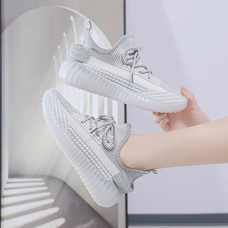 Women's Coconut Shoes 2024 New Flying Woven Jelly Sneakers - Korean Style Breathable Comfortable Casual Running Shoes for Students thumbnail 10