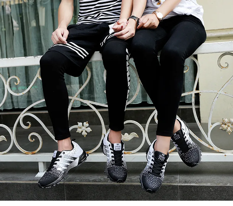 Men's Running Shoes Lightweight Breathable Mesh Sneakers Versatile Outdoor Sports Casual Shoes for Gym Training Walking showcase 2
