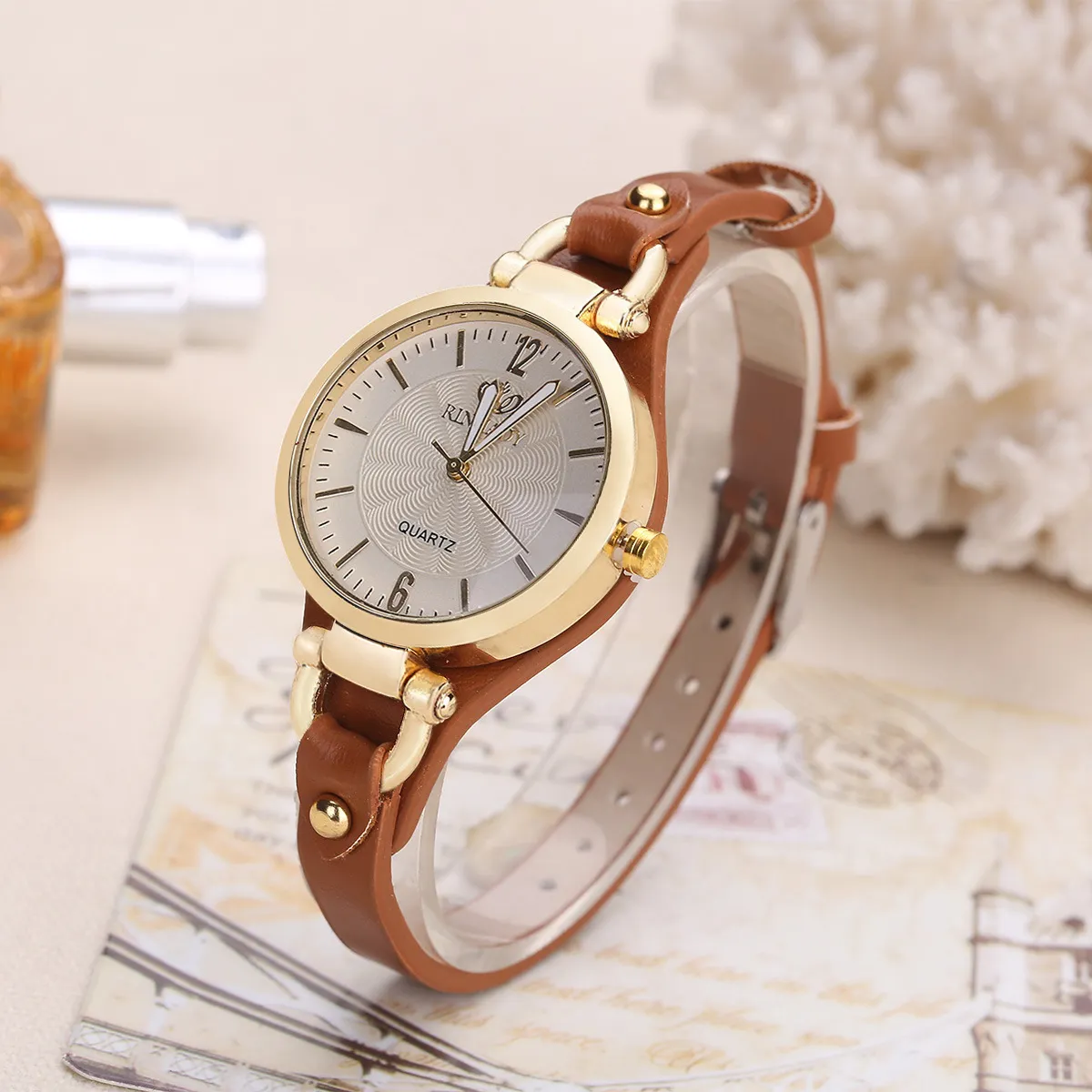 Rivet Studded Women's Quartz Watch - Punk Style PU Leather Thin Belt Wristwatch for Casual Fashion Wholesale thumbnail 1