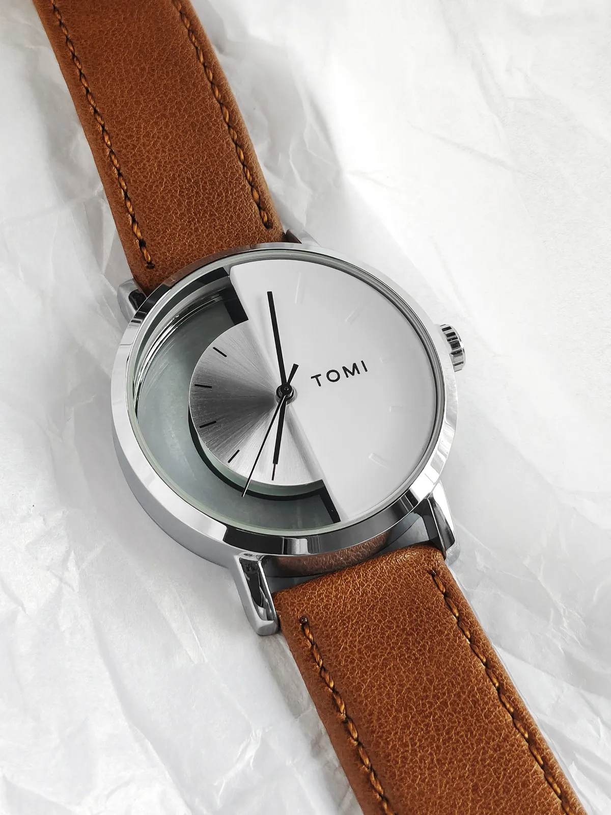 TOMI Women's Hollow Design Quartz Watch - Korean Style Casual Fashion Wristwatch for Ladies and Girls showcase 19