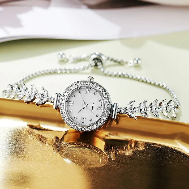 Women's Fashion Diamond Watch - Elegant Round Dial, Waterproof, Luxury Design, Stylish Wristwatch for Ladies showcase 4