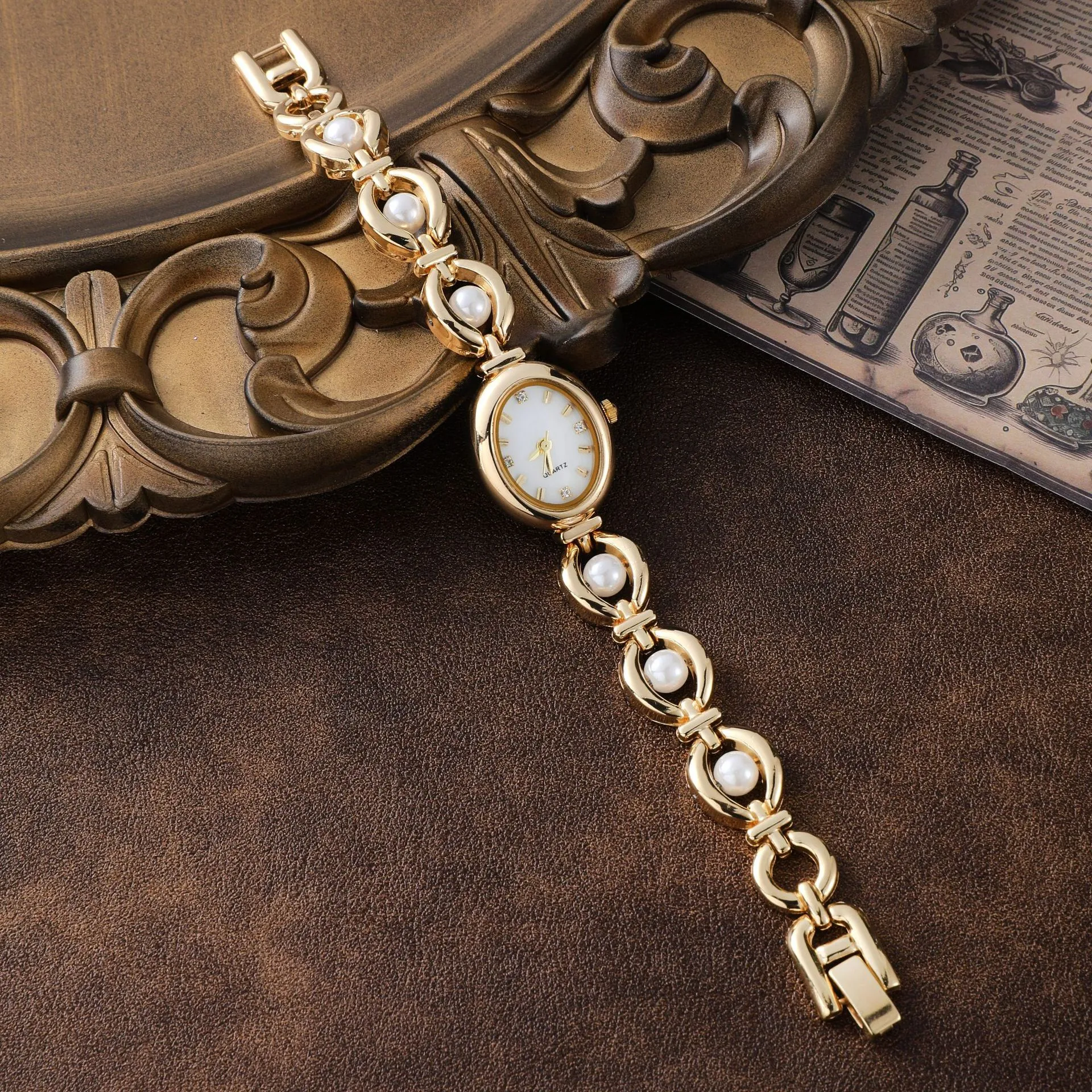 Women's Vintage Style Oval Quartz Watch with Faux Pearl Bracelet - Elegant Ladies Wristwatch Fashion Jewelry Gift thumbnail 1