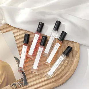 Men's Azure Eau De Toilette Perfume Set - Long Lasting Fragrance, Earthy & Wild Scent - Wholesale Vietnamese Cross-Border Perfume for Men showcase 4