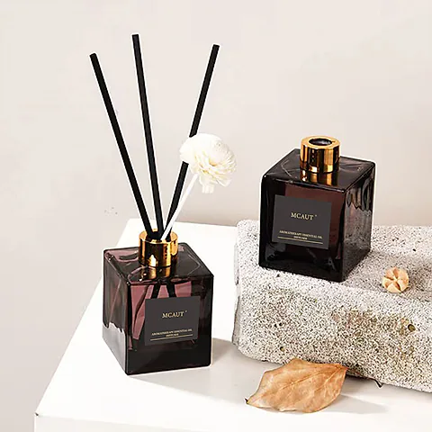 Aromatherapy Diffuser Set - 200ml Large Capacity Long-Lasting Reed Diffuser for Bedroom, Living Room, Office - Gardenia Scent, Fireless Fragrance, Home Air Freshener