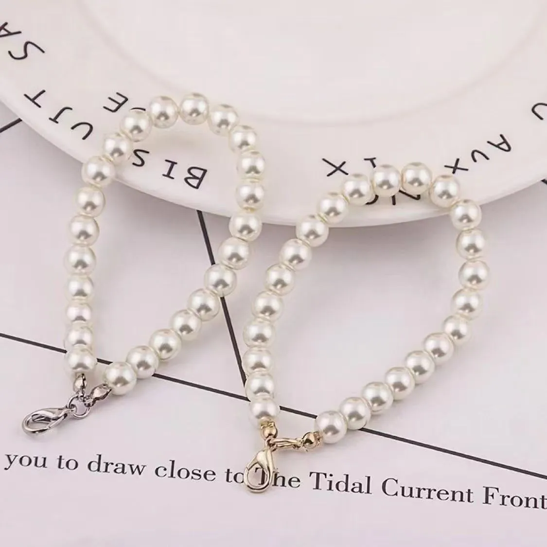 Pearl Keychain Pendant for Women Girls - Handmade Imitation Pearl Bag Charm, Headphone Hanging Chain, Mobile Phone Case Accessories - Wholesale Available showcase 5