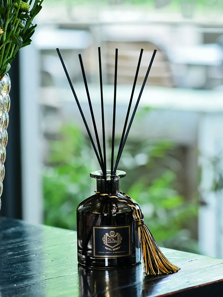 Home Air Freshener Diffuser Set - Fireless Aromatherapy Fragrance for Bedroom, Bathroom, Office - Essential Oil Aromatic Perfume Ornaments - 50ml showcase 7