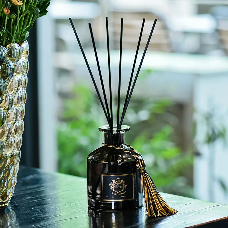 Home Air Freshener Diffuser Set - Fireless Aromatherapy Fragrance for Bedroom, Bathroom, Office - Essential Oil Aromatic Perfume Ornaments - 50ml thumbnail 2