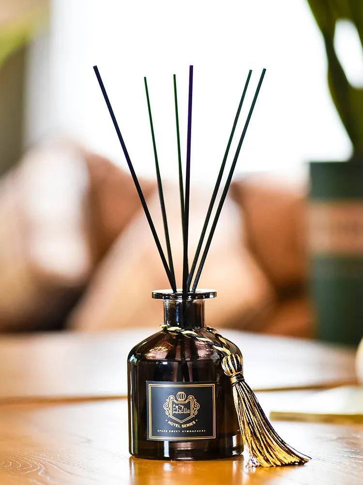 Home Air Freshener Diffuser Set - Fireless Aromatherapy Fragrance for Bedroom, Bathroom, Office - Essential Oil Aromatic Perfume Ornaments - 50ml showcase 4