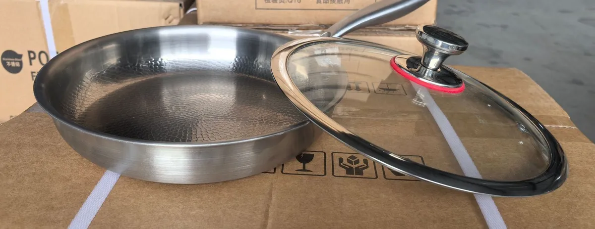 Titanium Non-Stick Frying Pan - German Classy Design, Uncoated, Titanium Alloy, Gas Stove Compatible - Perfect for Steak, Household Use showcase 1