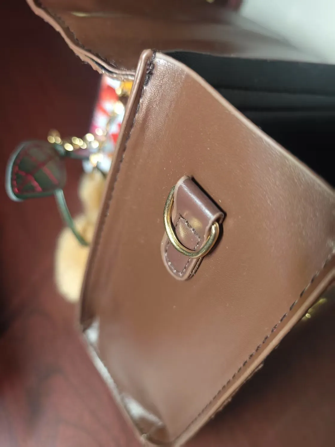 Women's Fashion Backpack with Buckle Closure, 2023 Trendy Crossbody Bag, Niche Design Student Shoulder Handbag for Everyday Use showcase 12