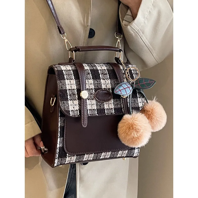 Women's Fashion Backpack with Buckle Closure, 2023 Trendy Crossbody Bag, Niche Design Student Shoulder Handbag for Everyday Use thumbnail 5