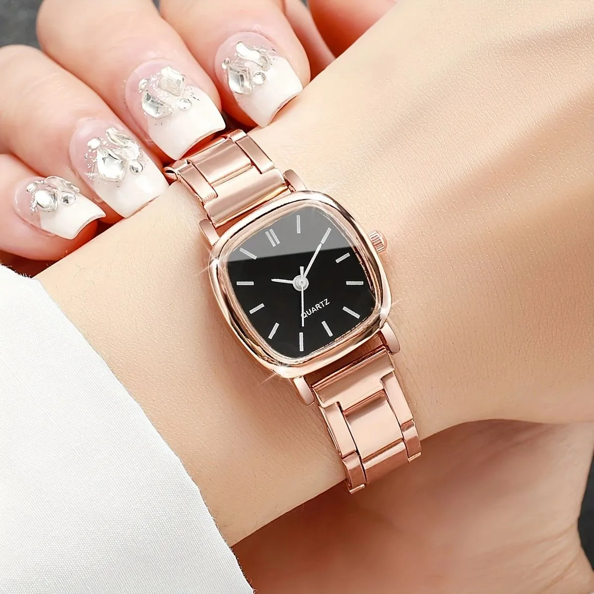 Women's Watch Girls Niche High-End Stainless Steel Band Casual Fashion Student Bracelet Watch Elegant Ladies Wristwatch Timepiece Gift thumbnail 6