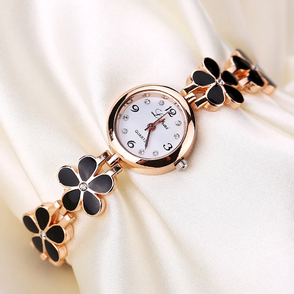 Women's Fashion Wrist Watch - High-End Hong Kong Style Digital Watch for Ladies - Versatile and Popular Niche Timepiece showcase 4