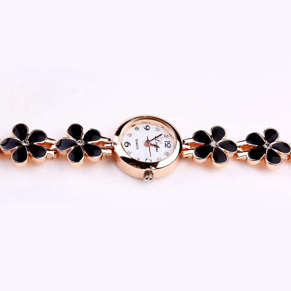 Women's Fashion Wrist Watch - High-End Hong Kong Style Digital Watch for Ladies - Versatile and Popular Niche Timepiece showcase 8