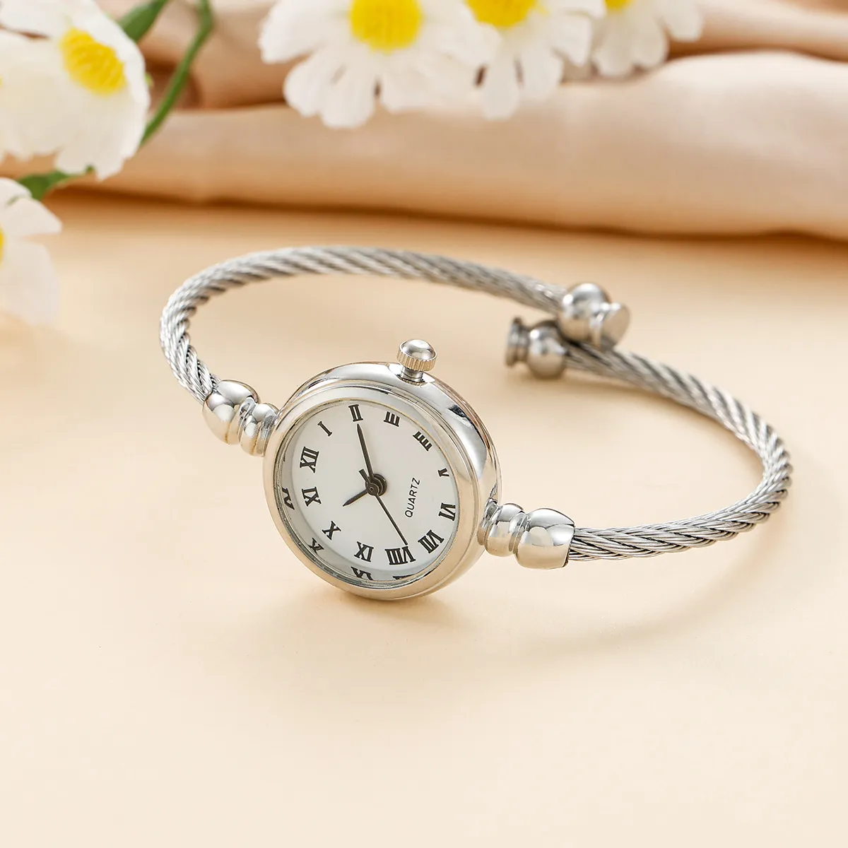 Silver - White Roman