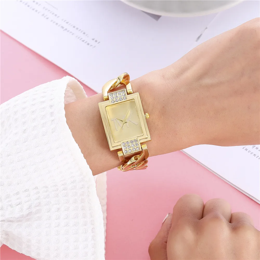 Women's Square Diamond Quartz Watch - Light Luxury Stainless Steel Bracelet Wristwatch for Casual Fashion thumbnail 2