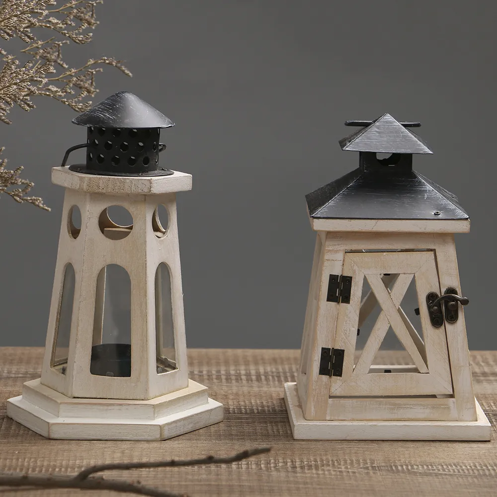 8086 White Lighthouse