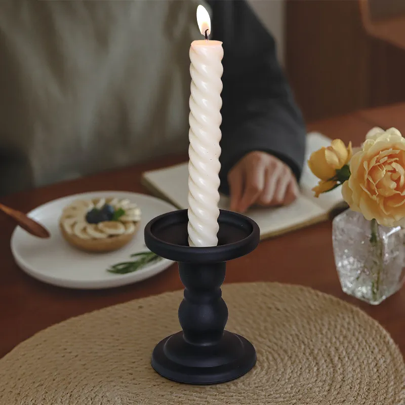 French Style Black Roman Crystal Glass Candlestick Holder Retro Korean Ornaments for Homestay Room Soft Decoration Aromatherapy Table Centerpiece showcase 7