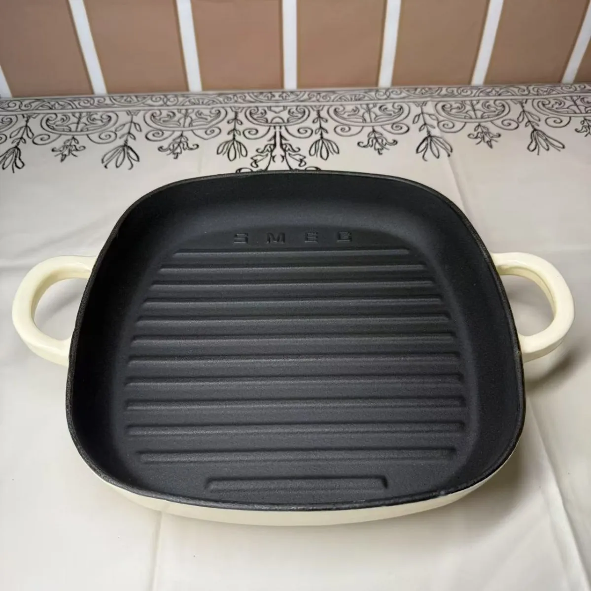 Smeg Frying Pan - High Quality Cast Iron Non-Stick Pan for Induction Cooker & Gas Stove - Smeg Factory Direct Baking Pan thumbnail 7